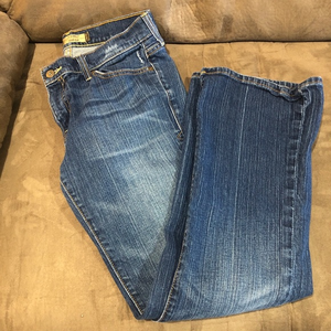 Old Navy Jeans Womens Low Waist Boot-Cut Stretch Light Wash Denim Blue‎ 8 Short